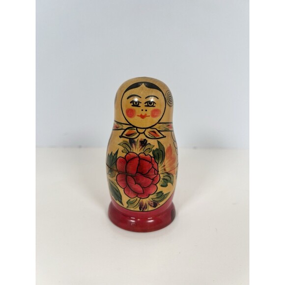 Vintage Russian Nesting Matryoshka Hand Painted Wooden Dolls 5 Pcs Stacking USSR - Picture 2 of 9